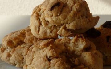 Old-Fashioned Raisin Scones